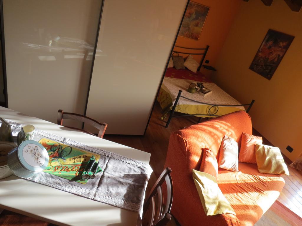 Casa Madonnina Apartment Dossobuono Bagian luar foto